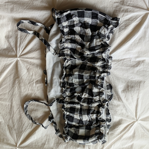 ❄️ 3/$25 Gingham Black and White Check Ruffle Tube Bra Top - Picture 4 of 9